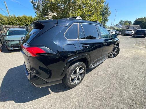 2023 Toyota RAV4 Prime SE