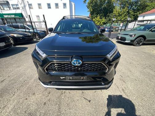 2023 Toyota RAV4 Prime SE