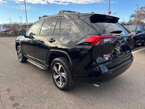 2023 Toyota RAV4 Prime SE