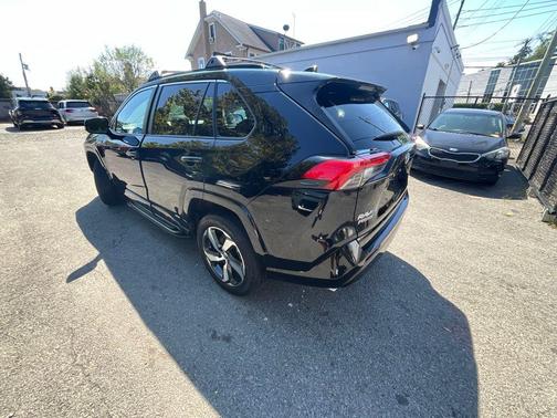 2023 Toyota RAV4 Prime SE