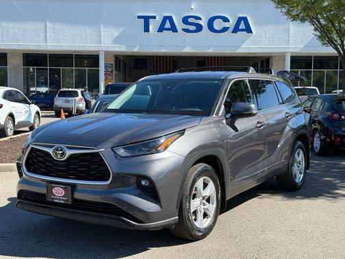 2022 Toyota Highlander LE