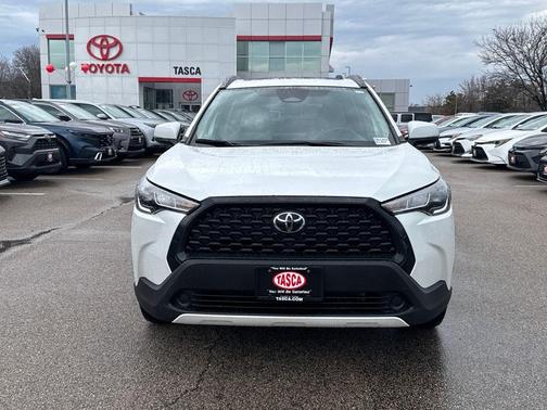 Wind Chill Pearl 2023 Toyota Corolla Cross LE