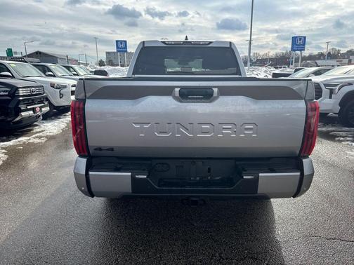 2025 Toyota Tundra SR5