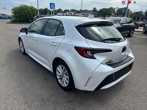 Wind Chill Pearl 2025 Toyota Corolla SE