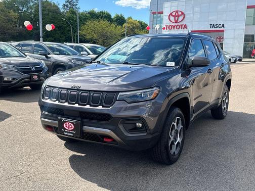 Granite Crystal Metallic Clearcoat 2022 Jeep Compass Trailhawk