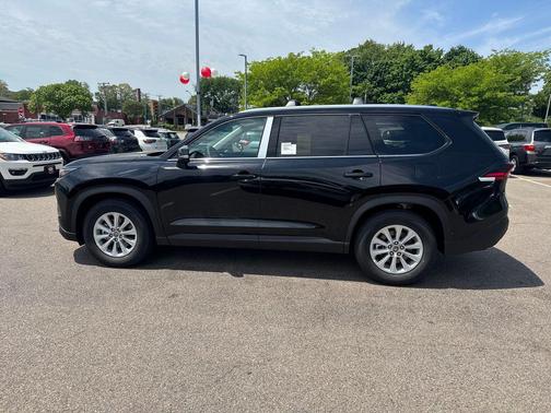 Midnight Black Metallic 2026 Toyota Grand Highlander XLE