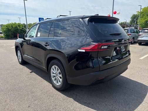 Midnight Black Metallic 2026 Toyota Grand Highlander XLE