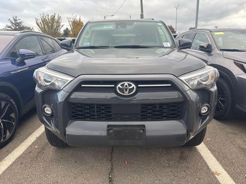2024 Toyota 4Runner SR5