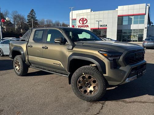 2026 Toyota Tacoma Hybrid Trailhunter