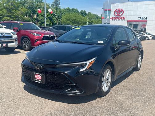 Midnight Black Metallic 2025 Toyota Corolla SE