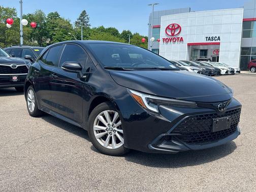 Midnight Black Metallic 2025 Toyota Corolla SE