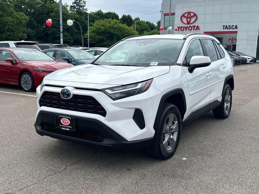 Ice Cap 2024 Toyota RAV4 Hybrid LE