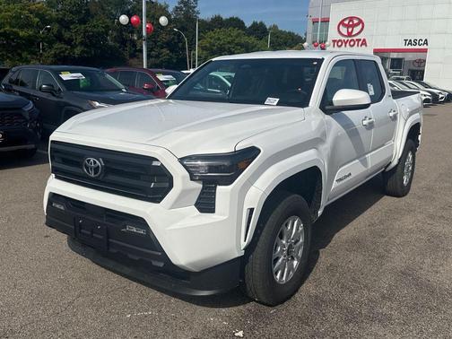 2025 Toyota Tacoma SR5
