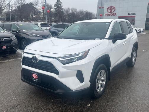 2023 Toyota RAV4 LE