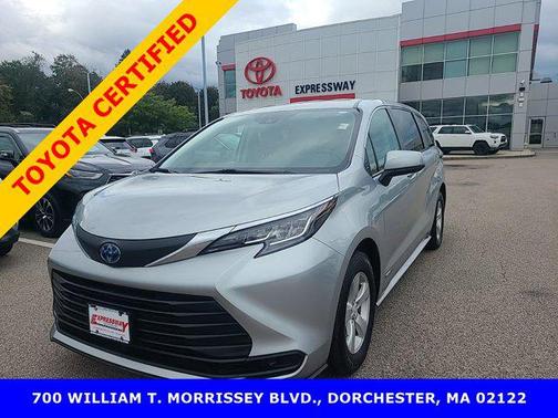 Celestial Silver Metallic 2021 Toyota Sienna LE