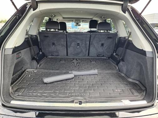 2023 Audi Q7 55 Premium Plus