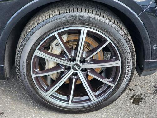 2023 Audi Q7 55 Premium Plus