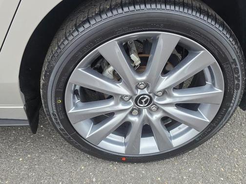 2023 Mazda Mazda3 FWD w/Preferred Package