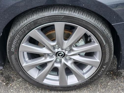 2022 Mazda Mazda3 FWD w/Preferred Package