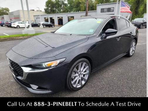 2022 Mazda Mazda3 FWD w/Preferred Package