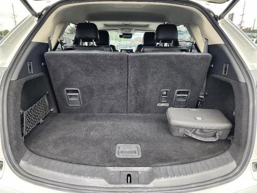 2022 Mazda CX-9 Touring Plus