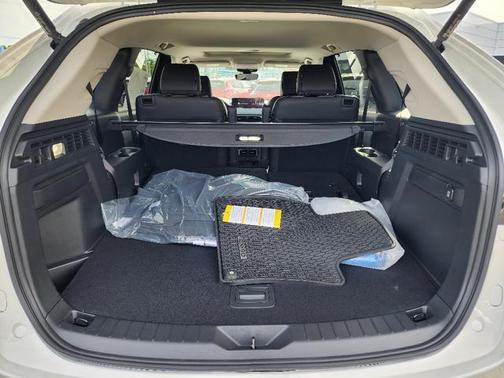 2025 Mazda CX-90 PHEV Preferred Package