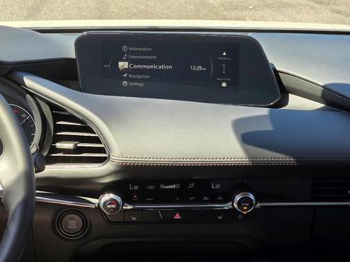 2025 Mazda Mazda3 FWD w/Preferred Package