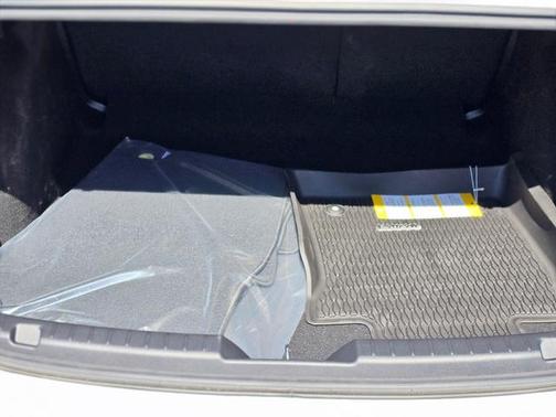 Snowflake White Pearl 2026 Mazda Mazda3 FWD w/Preferred Package