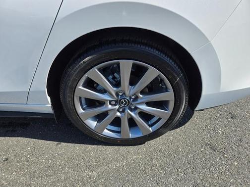 2025 Mazda Mazda3 FWD w/Preferred Package