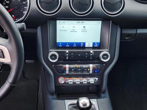 2022 Ford Mustang EcoBoost