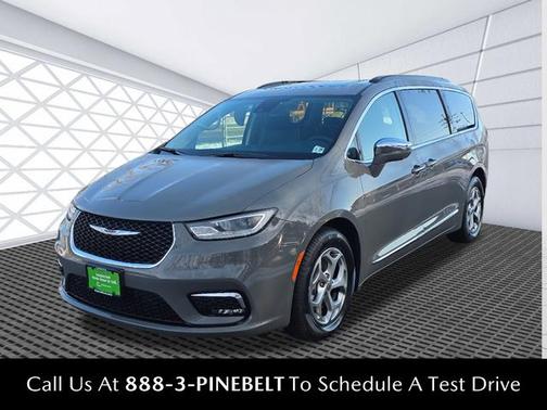 2022 Chrysler Pacifica Limited