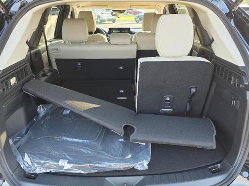 2025 Mazda CX-90 3.3 Turbo Preferred Package