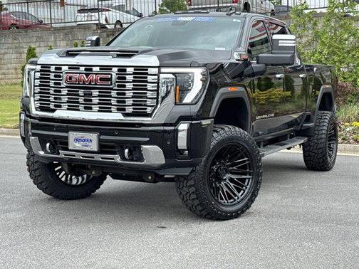 2024 GMC Sierra 2500 Denali