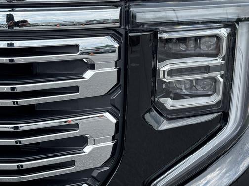 Onyx Black 2026 GMC Sierra 1500 Denali
