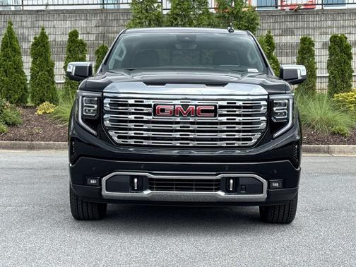 Onyx Black 2026 GMC Sierra 1500 Denali
