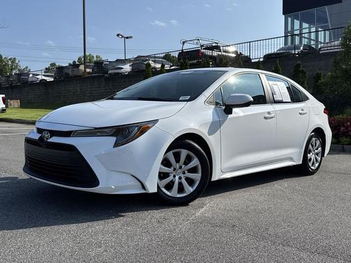 Ice Cap 2025 Toyota Corolla LE