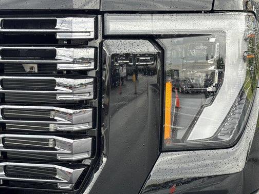 2025 GMC Sierra 3500 Denali