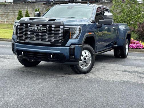 2025 GMC Sierra 3500 Denali