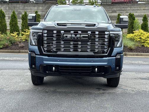 2025 GMC Sierra 3500 Denali