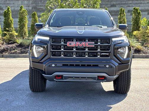 2025 GMC Canyon Base