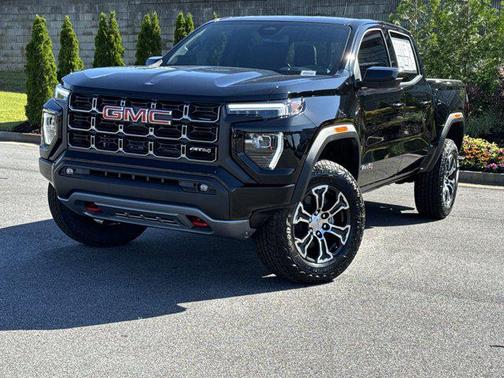 2025 GMC Canyon Base