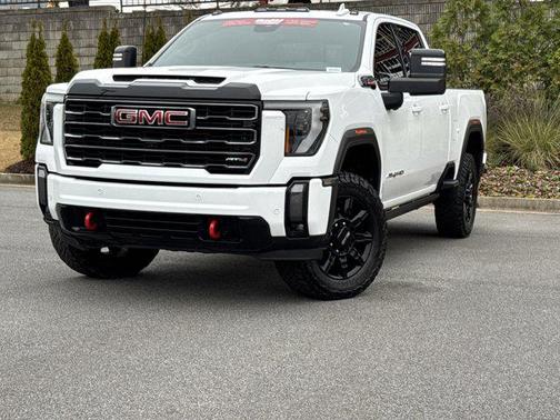 2024 GMC Sierra 2500 AT4