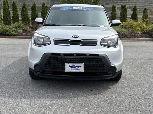 Bright Silver 2018 Kia Soul Base