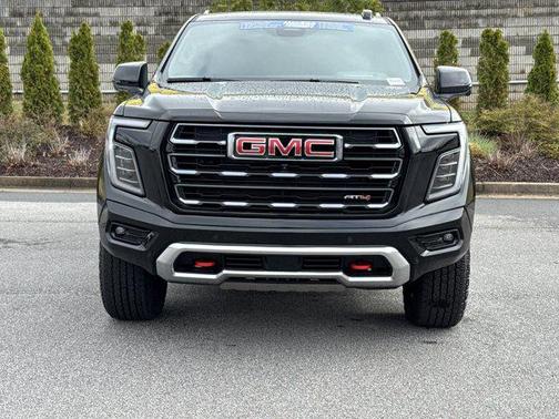2025 GMC Yukon 4WD AT4