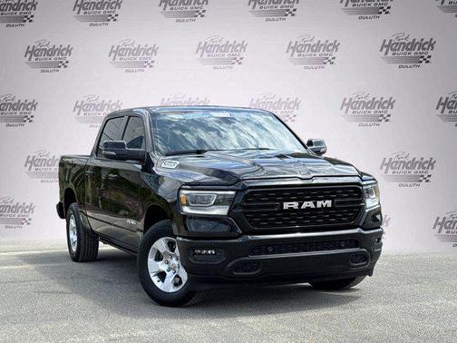 Diamond Black Crystal Pearlcoat 2023 RAM 1500 Big Horn/Lone Star
