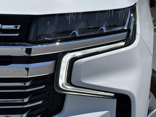 Summit White 2023 Chevrolet Suburban Premier
