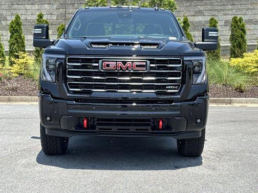 2025 GMC Sierra 2500 AT4