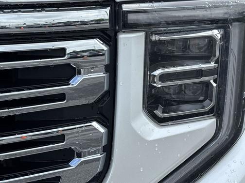White Frost Tricoat 2024 GMC Sierra 1500 Denali
