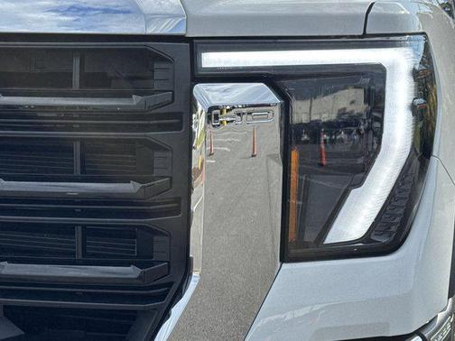 2025 GMC Sierra 2500 SLE