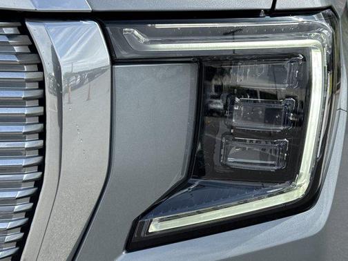 Sterling Metallic 2024 GMC Yukon XL Denali